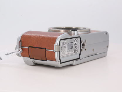 [Good, Shipping from US] Fujifilm X-M1 Camera