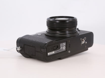 [Good, Fast Shipping] Fujifilm X10 Camera