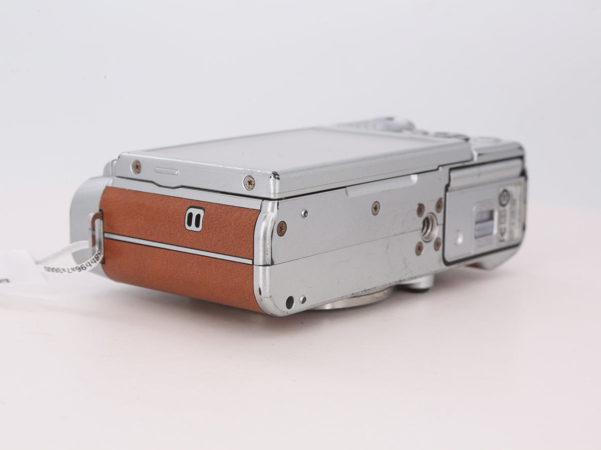 [Good, Shipping from US] Fujifilm X-M1 Camera