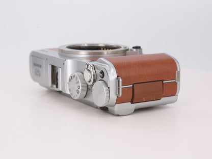 [Good, Shipping from US] Fujifilm X-M1 Camera
