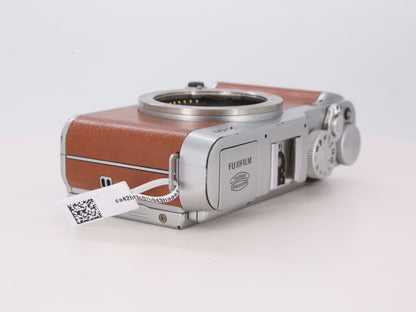 [Good, Shipping from US] Fujifilm X-M1 Camera
