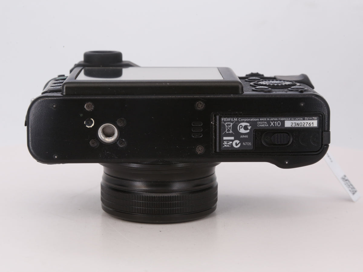 [Good, Shipping from US] Fujifilm X10 Camera
