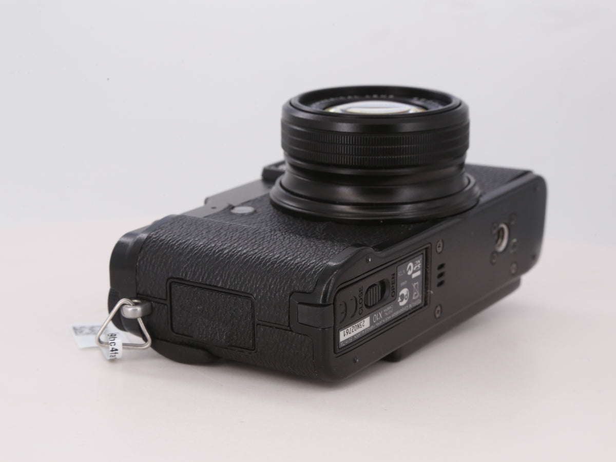 [Good, Shipping from US] Fujifilm X10 Camera