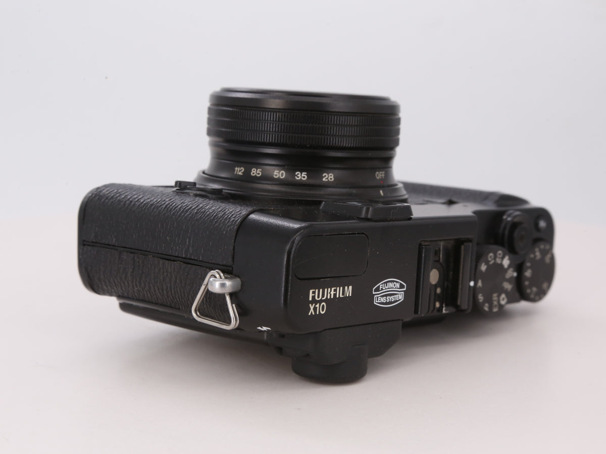 [Good, Shipping from US] Fujifilm X10 Camera
