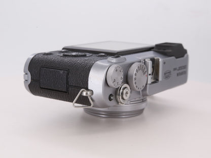 [Good, Shipping from US] Fujifilm X100 Camera