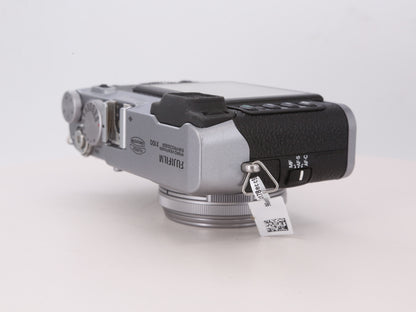 [Good, Shipping from US] Fujifilm X100 Camera