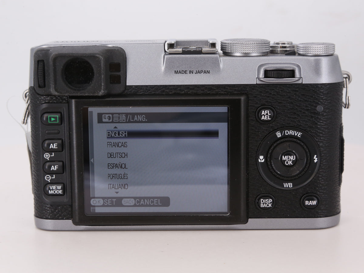 [Good, Shipping from US] Fujifilm X100 Camera