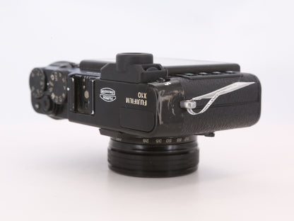 [Good, Fast Shipping] Fujifilm X10 Camera