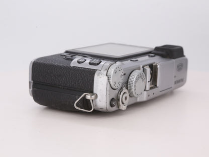 [Good, Shipping from US] Fujifilm X-E1 Camera