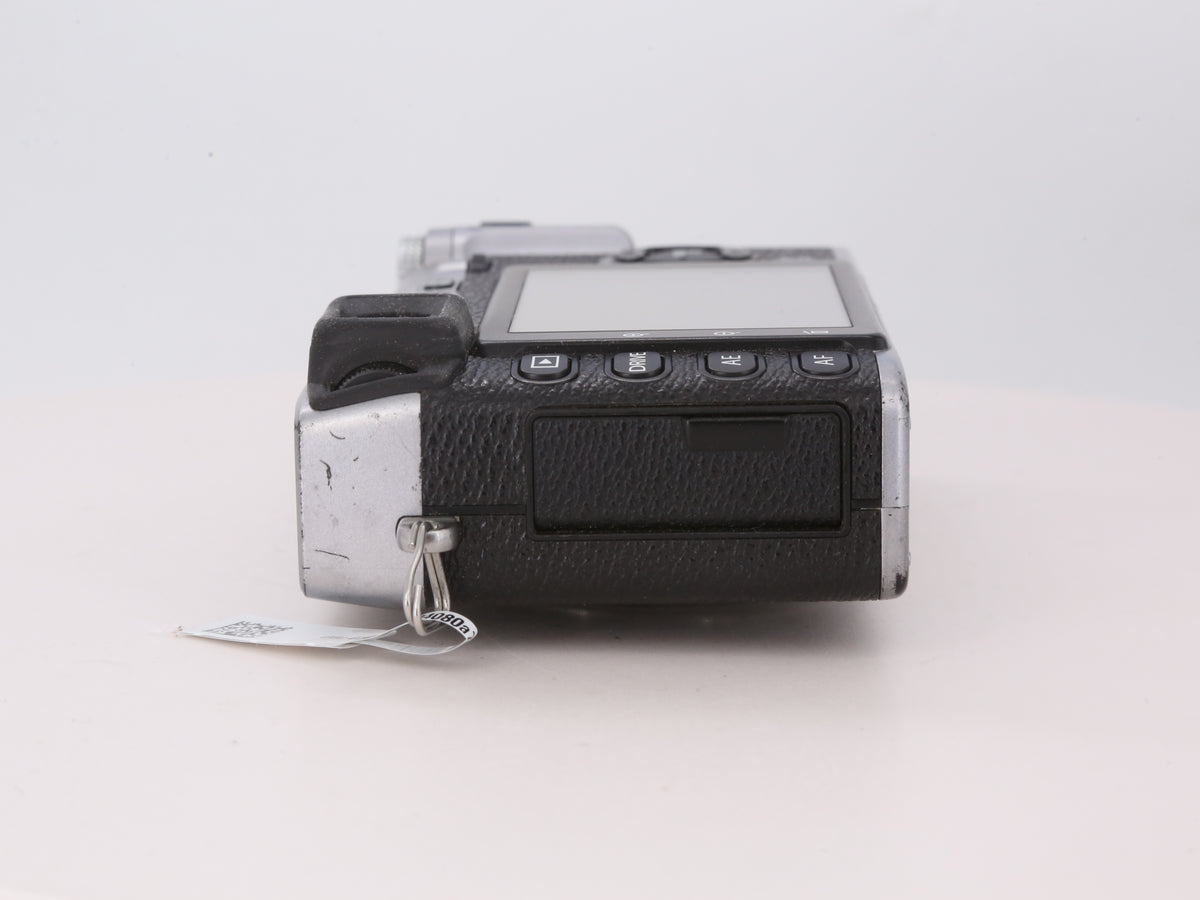 [Good, Shipping from US] Fujifilm X-E1 Camera