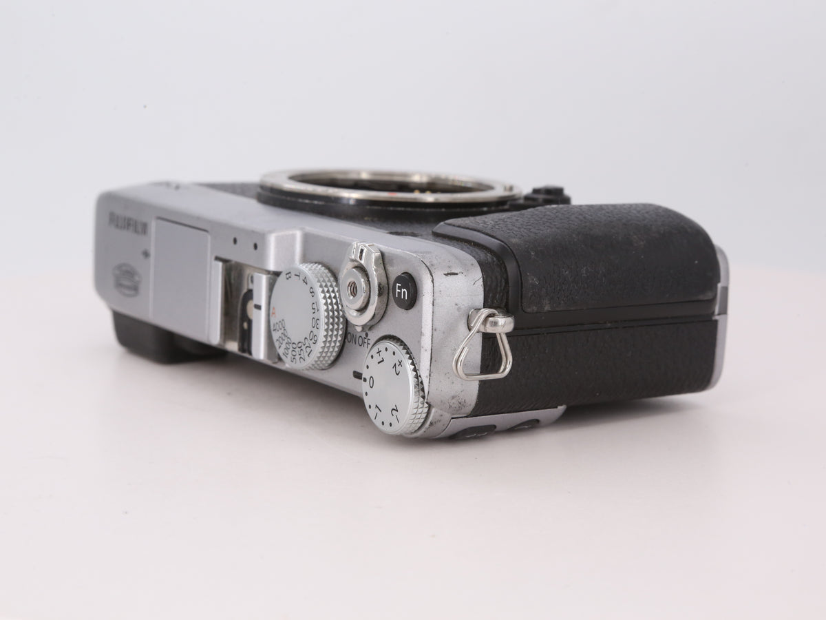 [Good, Shipping from US] Fujifilm X-E1 Camera