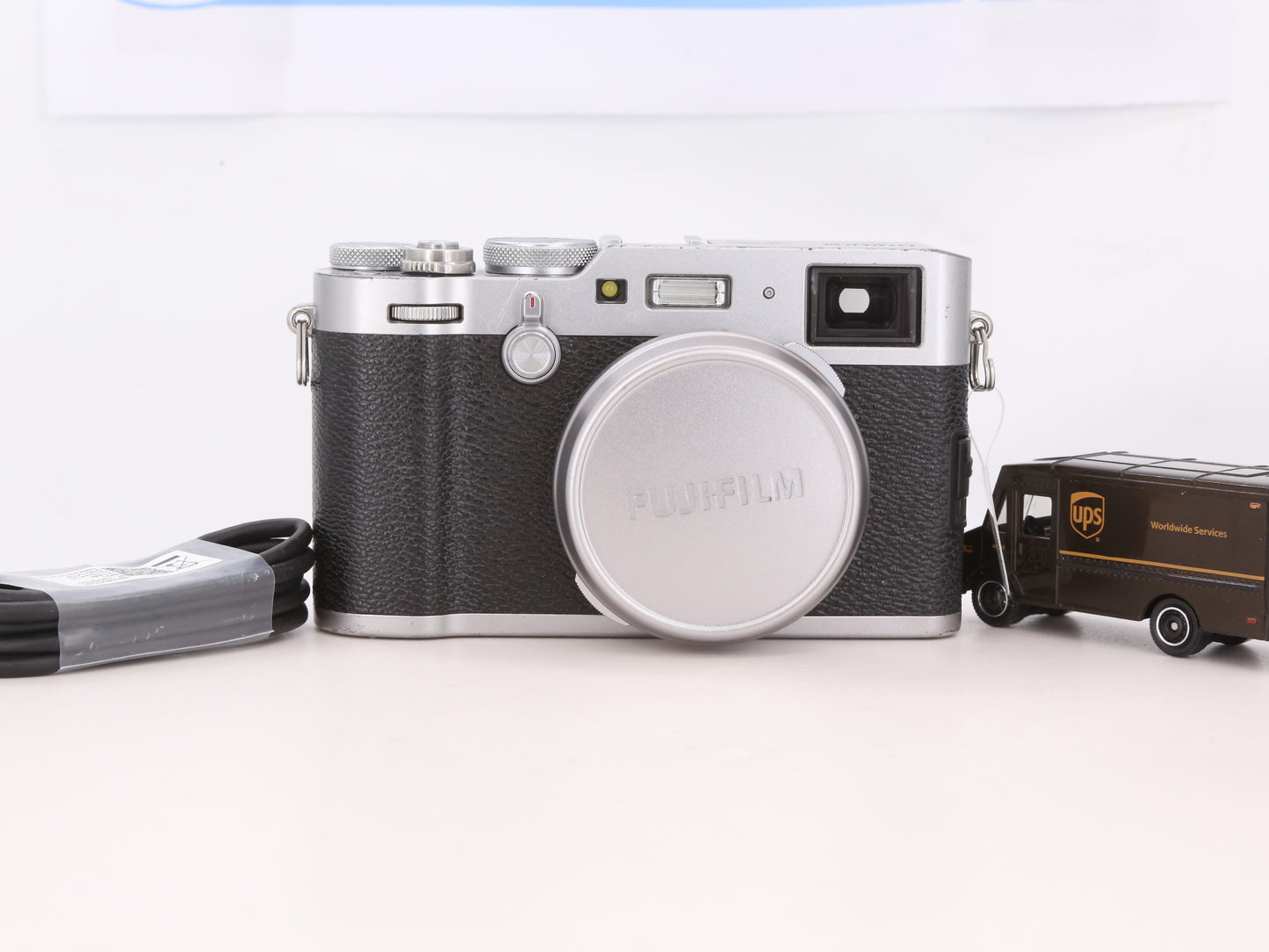 [Good, Fast Shipping] Fujifilm X100F Camera