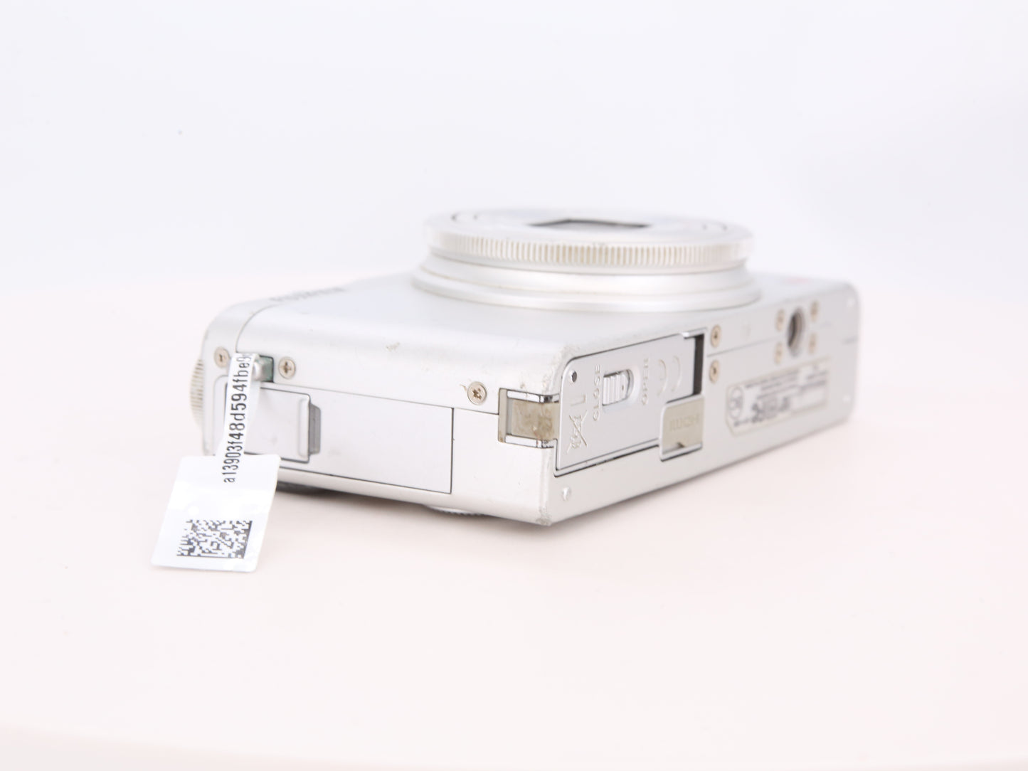[Good, Fast Shipping] Fujifilm XQ1 Camera