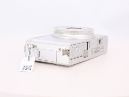 [Good, Fast Shipping] Fujifilm XQ1 Camera