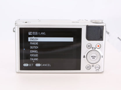 [Good, Fast Shipping] Fujifilm XQ1 Camera