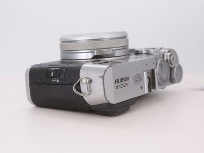 [Good, Shipping from US] Fujifilm X100F Camera