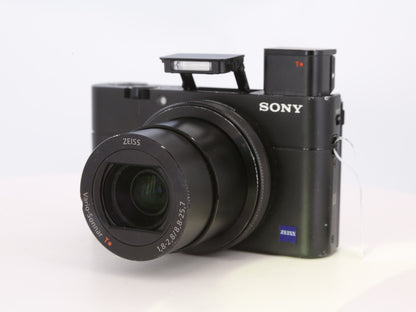 [Good, Fast Shipping] Sony DSC-RX100 V M5 Camera