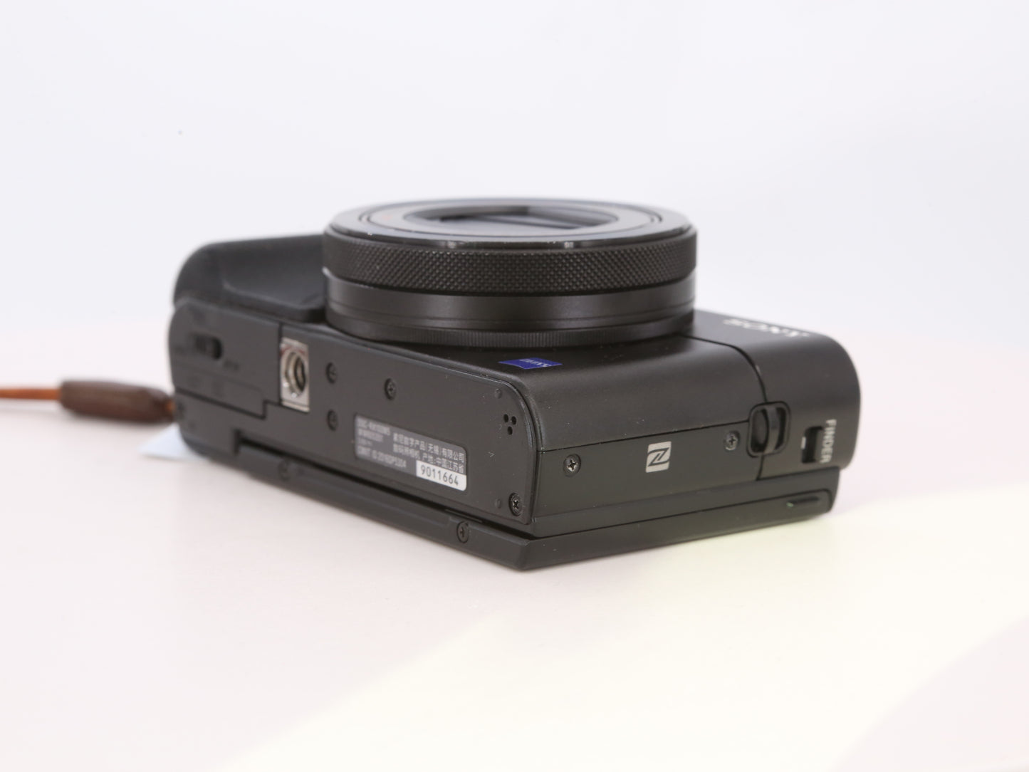 [Good, Fast Shipping] Sony DSC-RX100 V M5 Camera