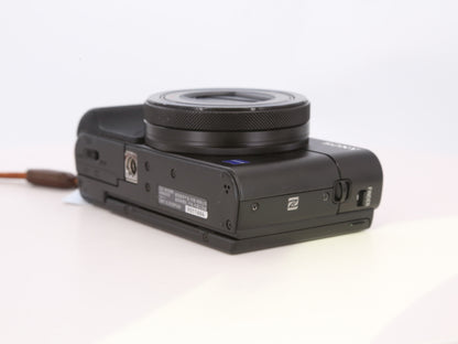 [Good, Fast Shipping] Sony DSC-RX100 V M5 Camera