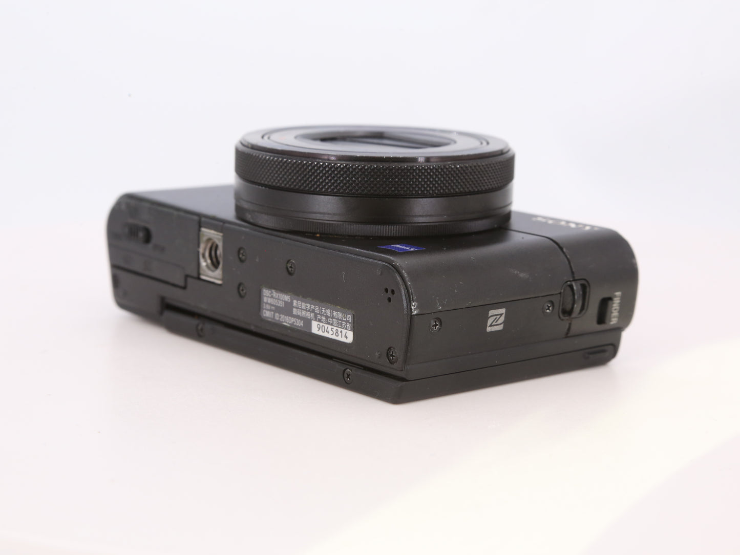 [Good, Fast Shipping] Sony DSC-RX100 V M5 Camera