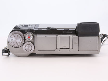 [Good, Fast Shipping] Panasonic Lumix GX9 Camera