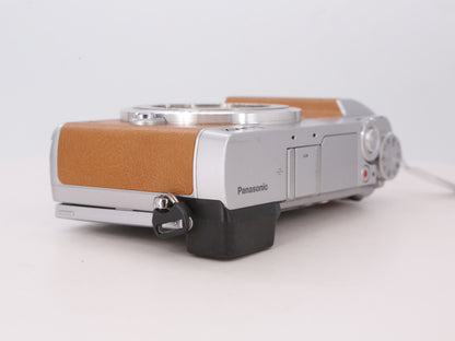 [Good, Shipping from US] Panasonic Lumix GX85 Camera
