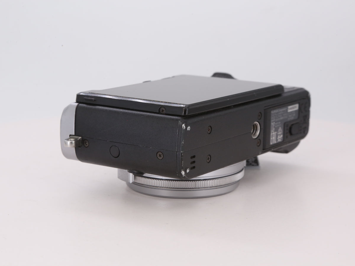 [Good, Shipping from US] Fujifilm X70 Camera