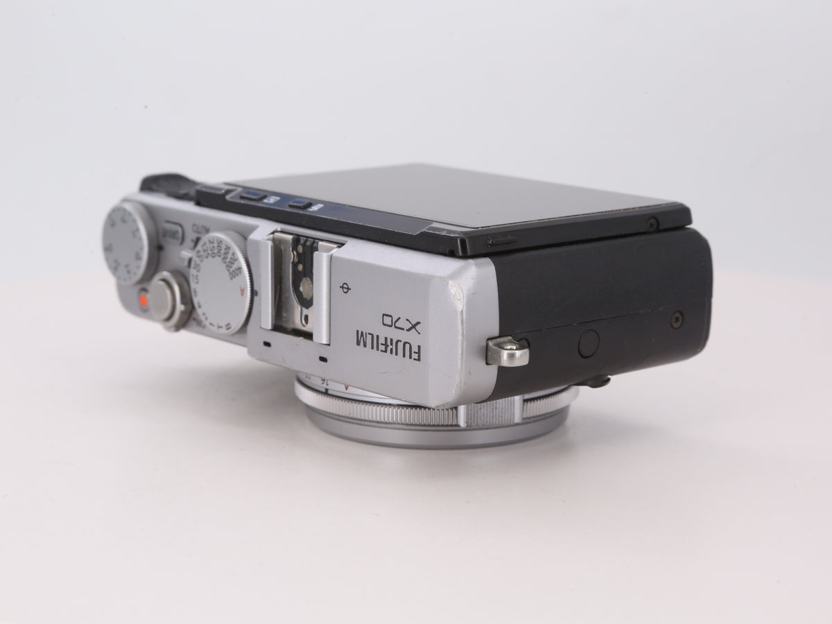 [Good, Shipping from US] Fujifilm X70 Camera