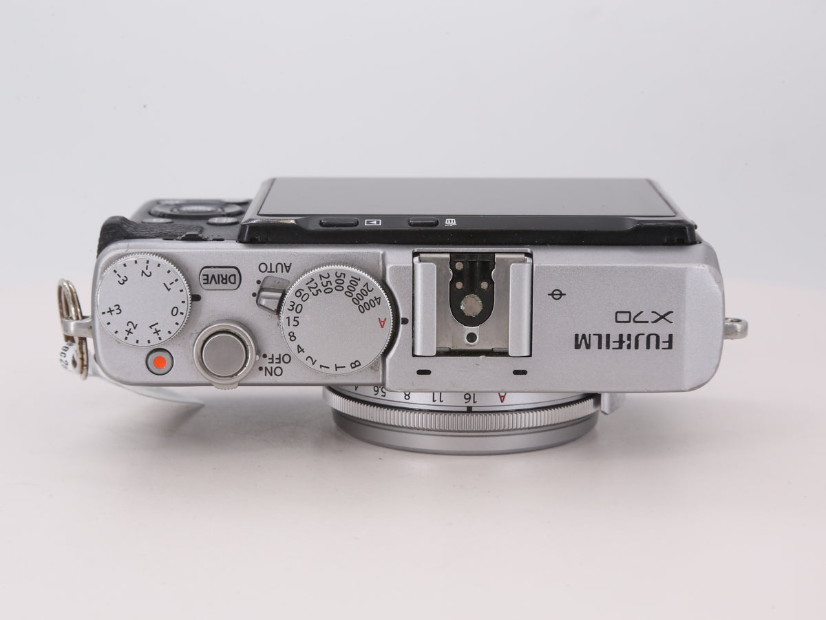 [Good, Shipping from US] Fujifilm X70 Camera