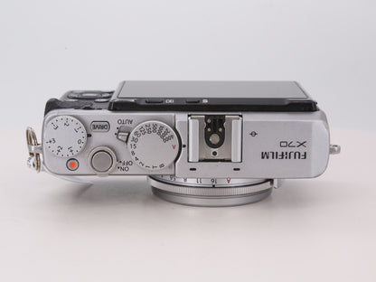 [Good, Shipping from US] Fujifilm X70 Camera