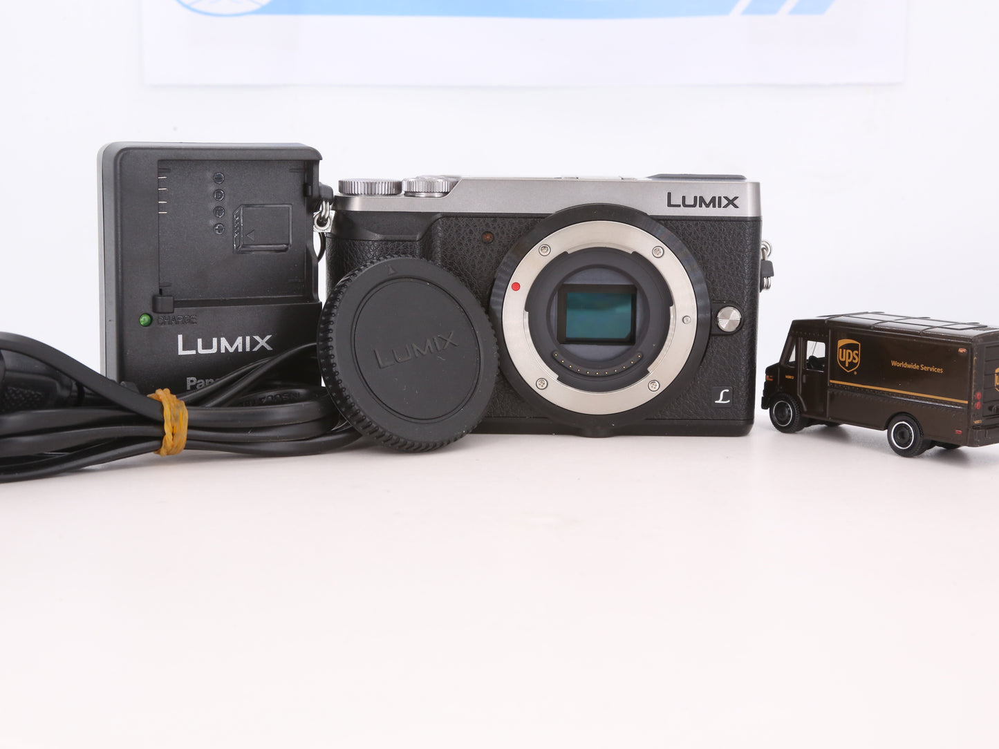 [Good, Fast Shipping] Panasonic Lumix GX85 Camera
