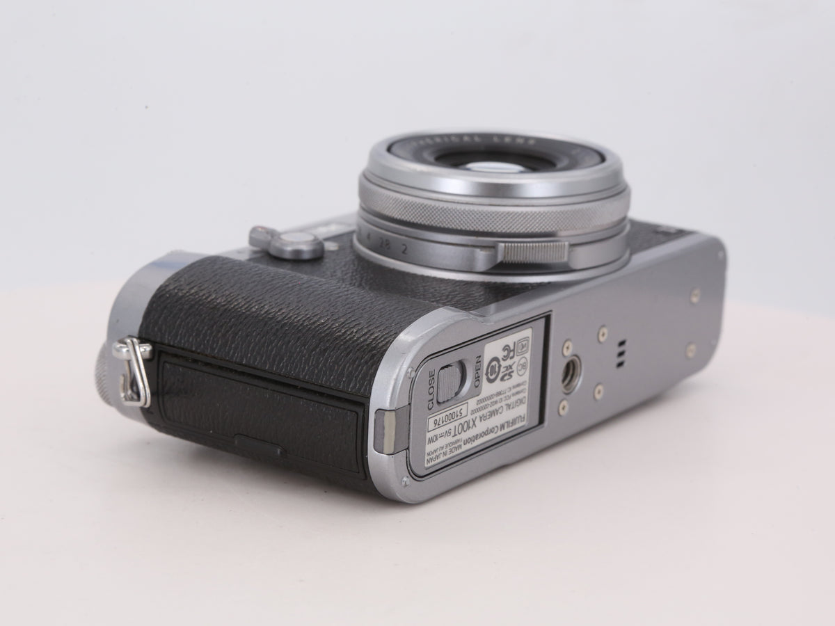 [Good, Shipping from US] Fujifilm X100T Camera