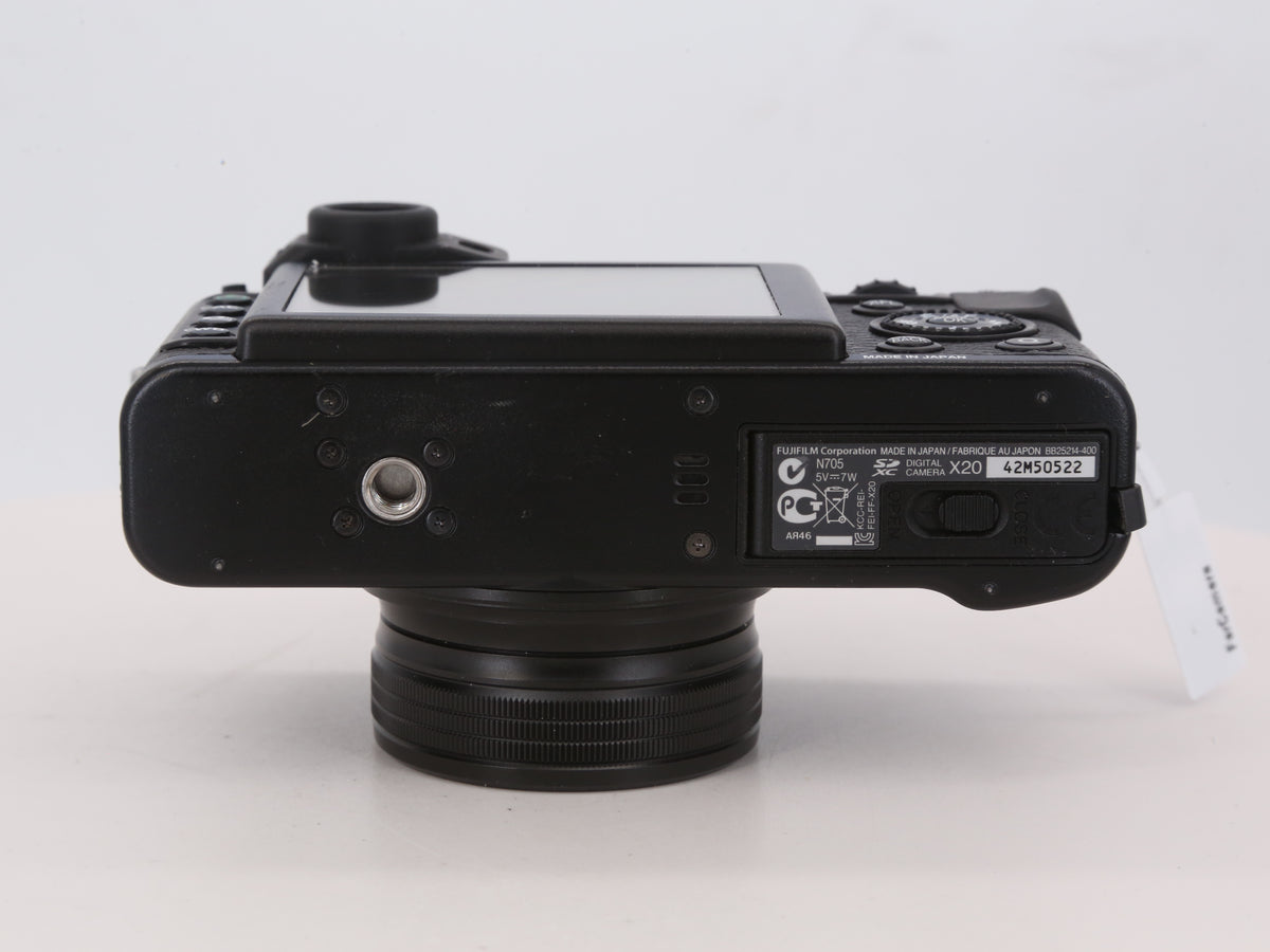 [Good, Shipping from US] Fujifilm X20 Camera
