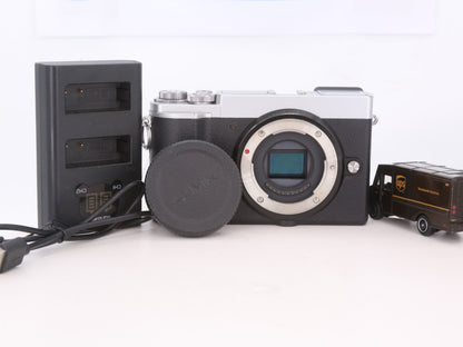 [Good, Fast Shipping] Panasonic Lumix GX9 Camera
