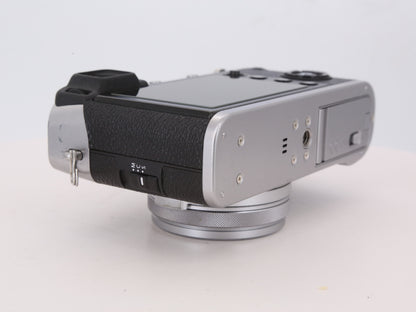 [Good, Shipping from US] Fujifilm X100F Camera