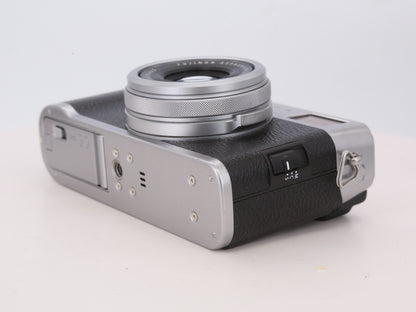 [Good, Shipping from US] Fujifilm X100F Camera