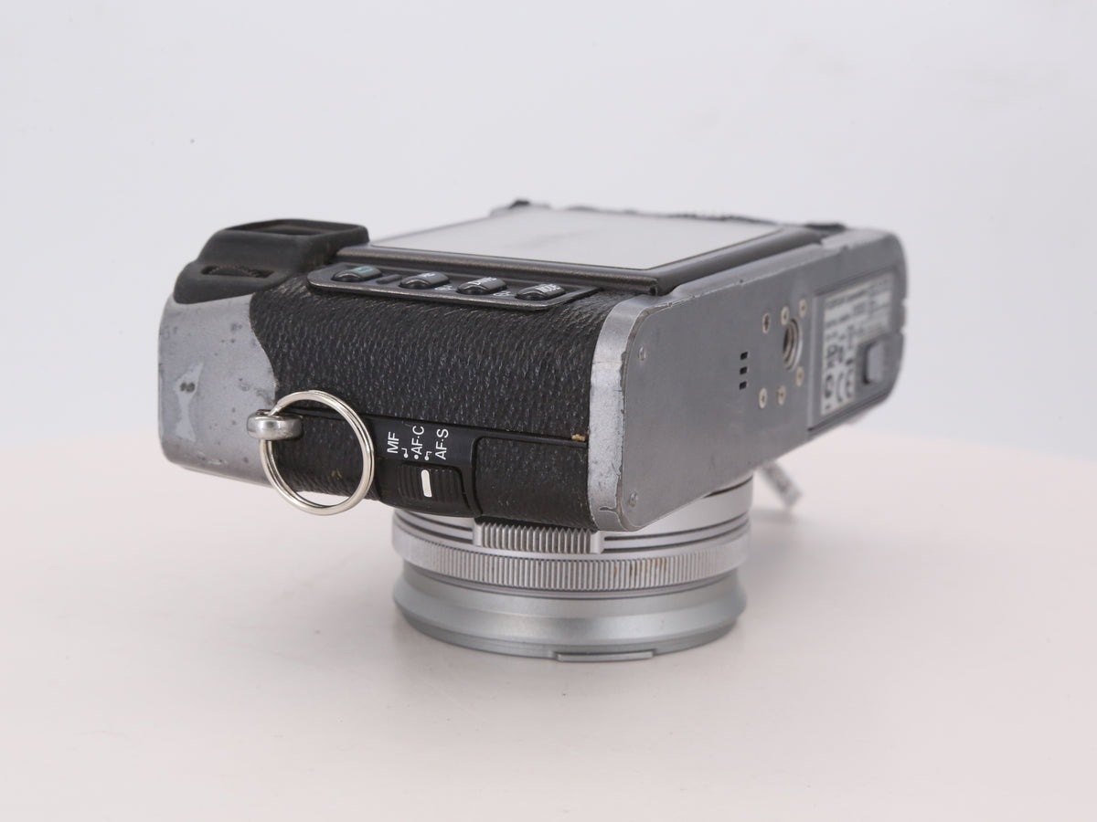 [Good, Shipping from US] Fujifilm X100S Camera