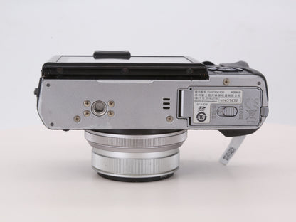 [Good, Shipping from US] Fujifilm X30 Camera