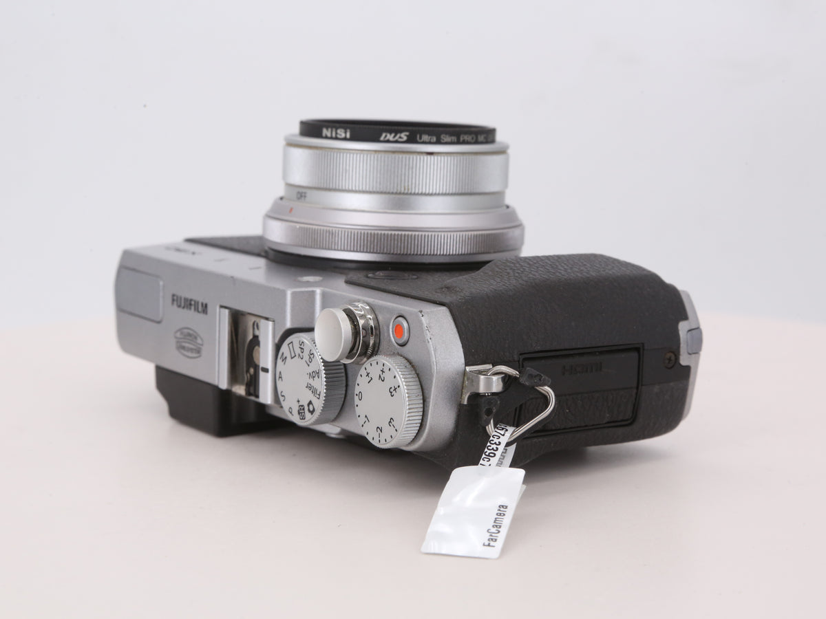 [Good, Shipping from US] Fujifilm X30 Camera