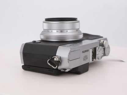 [Good, Shipping from US] Fujifilm X30 Camera