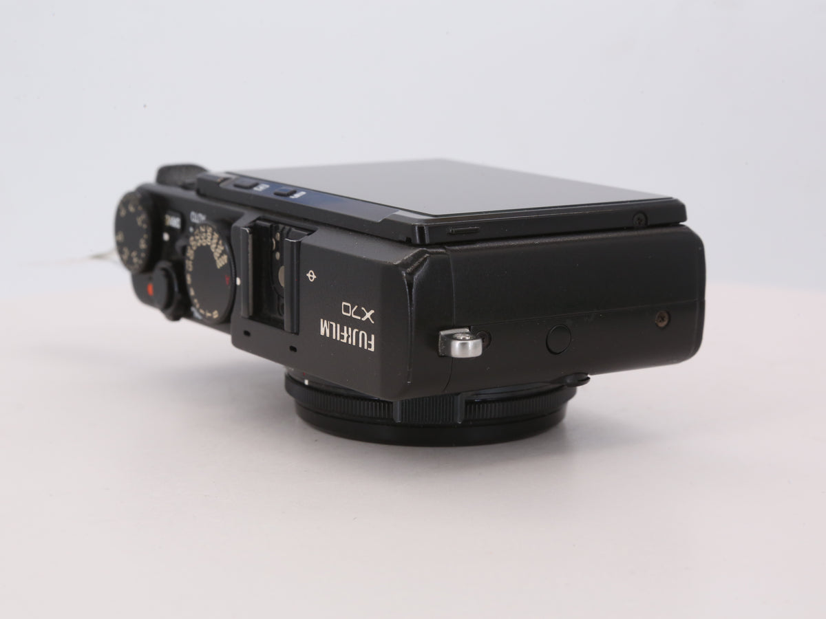 [Good, Shipping from US] Fujifilm X70 Camera