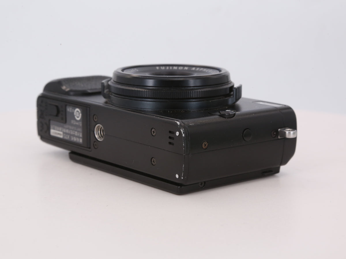 [Good, Shipping from US] Fujifilm X70 Camera