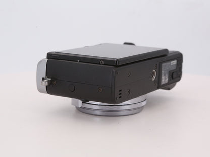 [Good, Shipping from US] Fujifilm X70 Camera