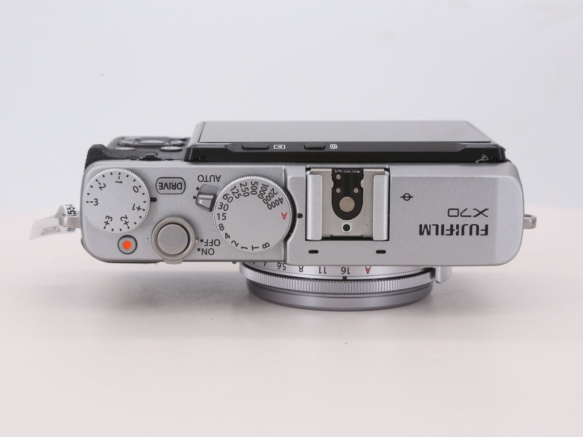 [Good, Shipping from US] Fujifilm X70 Camera