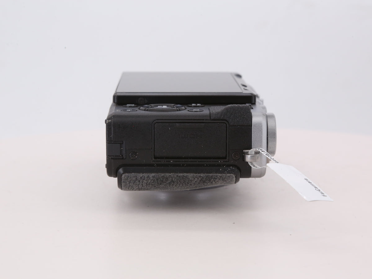 [Good, Shipping from US] Fujifilm X70 Camera