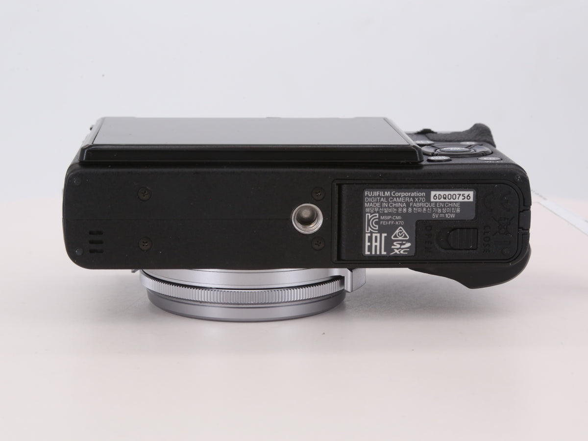 [Good, Shipping from US] Fujifilm X70 Camera