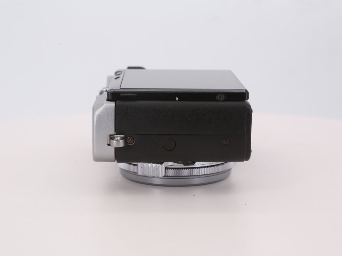 [Good, Shipping from US] Fujifilm X70 Camera