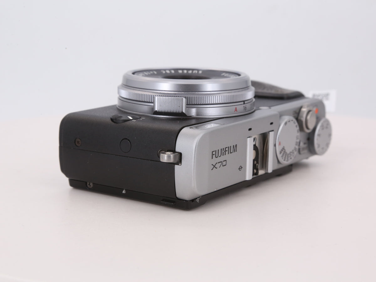 [Good, Shipping from US] Fujifilm X70 Camera