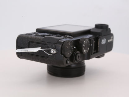 [Good, Shipping from US] Fujifilm X10 Camera