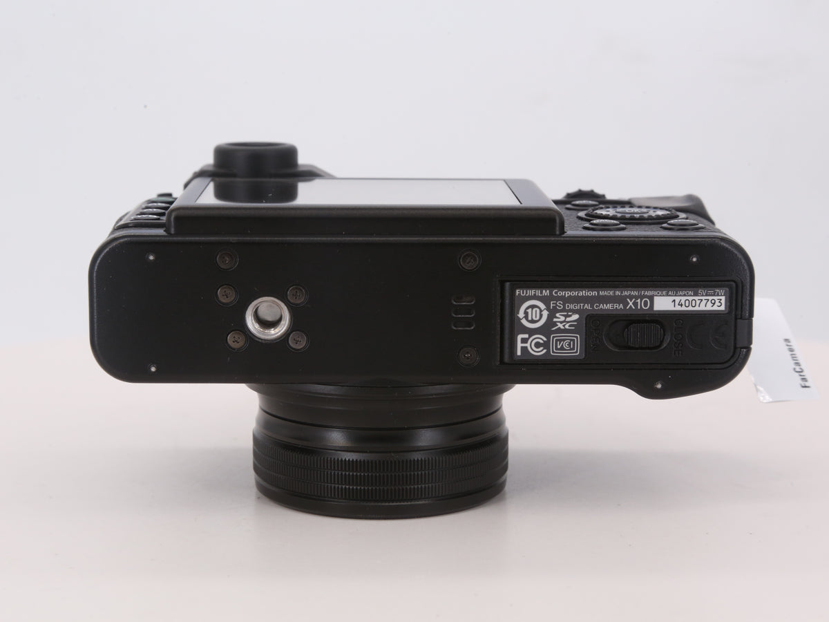 [Good, Shipping from US] Fujifilm X10 Camera